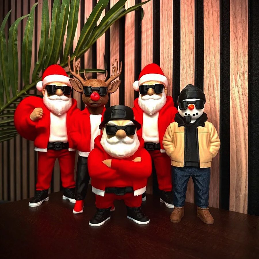 Figuras navideñas con estilo urbano impresas en 3D